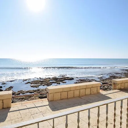 Cozy In With House A Panoramic View Sampieri