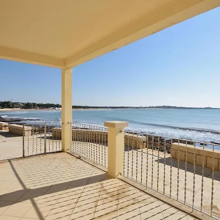 Cozy In With House A Panoramic View * Sampieri