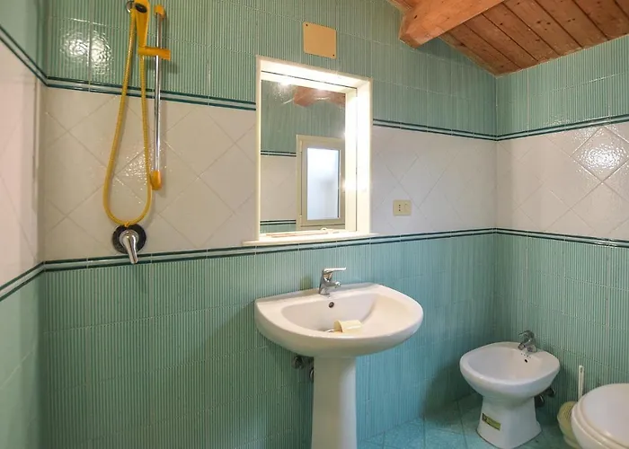 Prázdninový dům 4 Bedroom Stunning In *