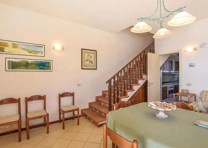 4 Bedroom Stunning In *